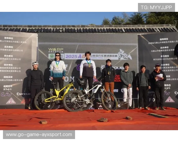 自行车赛选手滑行节奏被专业人士称顶级