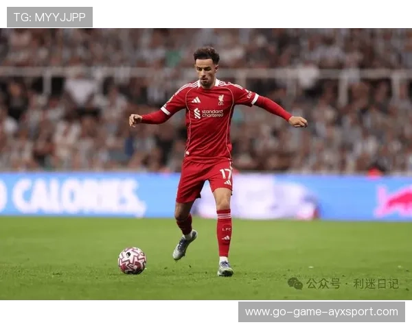 利物浦琼斯前插训练更具侵略性,锋线冲击力全面升级 利物浦琼斯前插训练更具侵略性,锋线冲击力全面升级