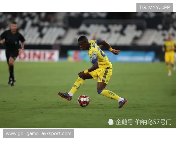 维尼修斯踩单车过掉外线防守:速度与技艺交织的营销叙事 维尼修斯踩单车过掉外线防守:速度与技艺交织的营销叙事