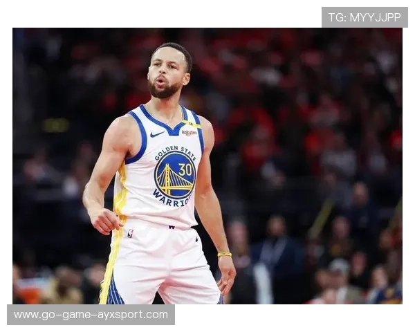 库里主导反击战略,勇士成功拉大优势 库里主导反击战略,勇士成功拉大优势