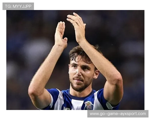 巴萨签下中场灵魂运转者